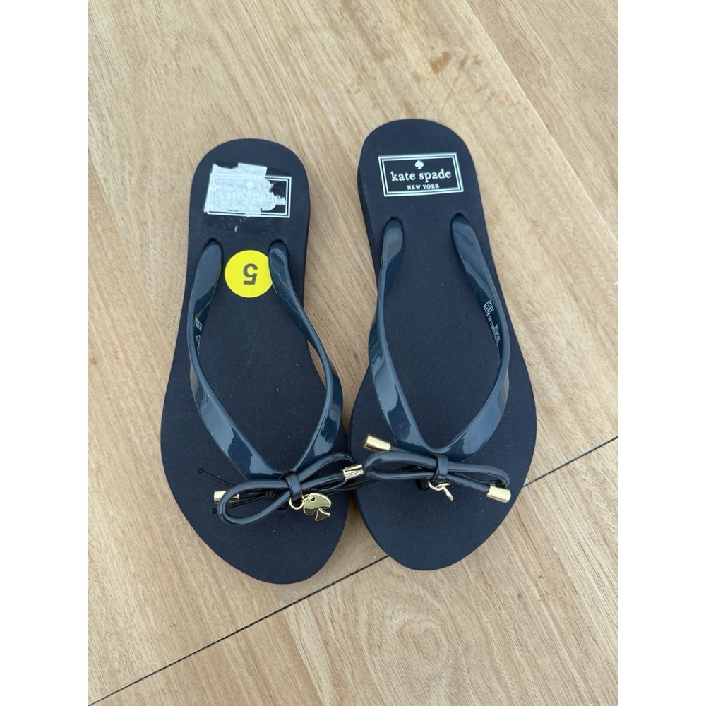 Kate Spade New York "Foxy" Black Bow Flip Flops – Size 5 Beach Rubber
